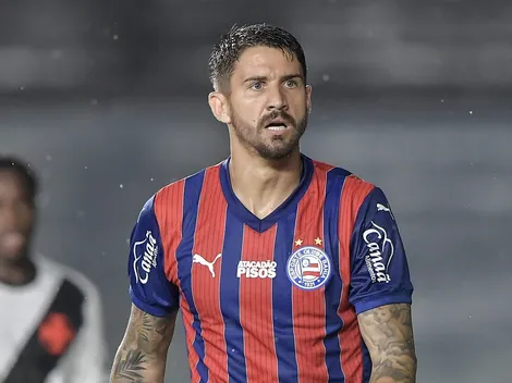 Everaldo reclama de pênalti não marcado para o Bahia