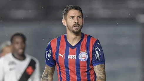 Everaldo jogador do Bahia durante partida contra o Vasco no estadio Sao Januario pelo campeonato Brasileiro A 2026. Foto: Thiago Ribeiro/AGIF