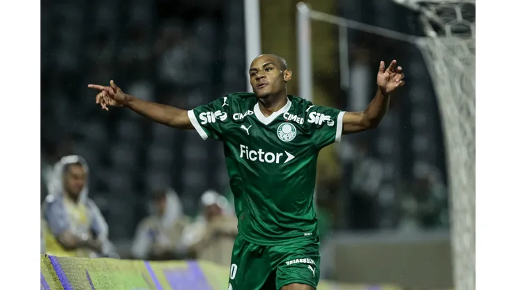 SP - BARUERI - 08/01/2026 - COPA SAO PAULO JUNIOR 2026, PALMEIRAS X BATALHAO - Eduardo Conceicao jogador do Palmeiras comemora seu gol durante partida contra o Batalhao no estadio Arena Barueri pelo campeonato Copa Sao Paulo Junior 2026. Foto: Marco Miatelo/AGIF