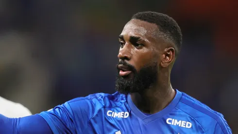 Gerson jogador do Cruzeiro durante partida contra o Vitoria no estádio Mineirão pelo campeonato Brasileiro A 2026. Foto: Gilson Lobo/AGIF