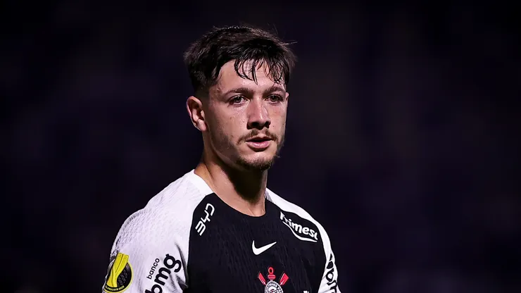 Garro jogador do Corinthians durante partida contra o São Bernardo no estádio Primeiro de Maio pelo campeonato Paulista 2026. Foto: Fabio Giannelli/AGIF