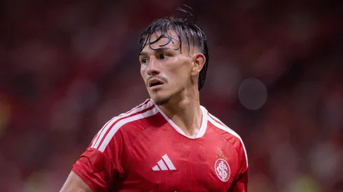 Bernabei recebeu elogios de Pezzolano no Internacional.