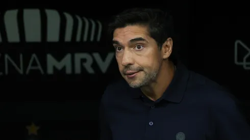 Abel Ferreira técnico do Palmeiras durante partida contra o Atlético no estádio Arena MRV pelo campeonato Brasileiro A 2026. Foto: Gilson Lobo/AGIF
