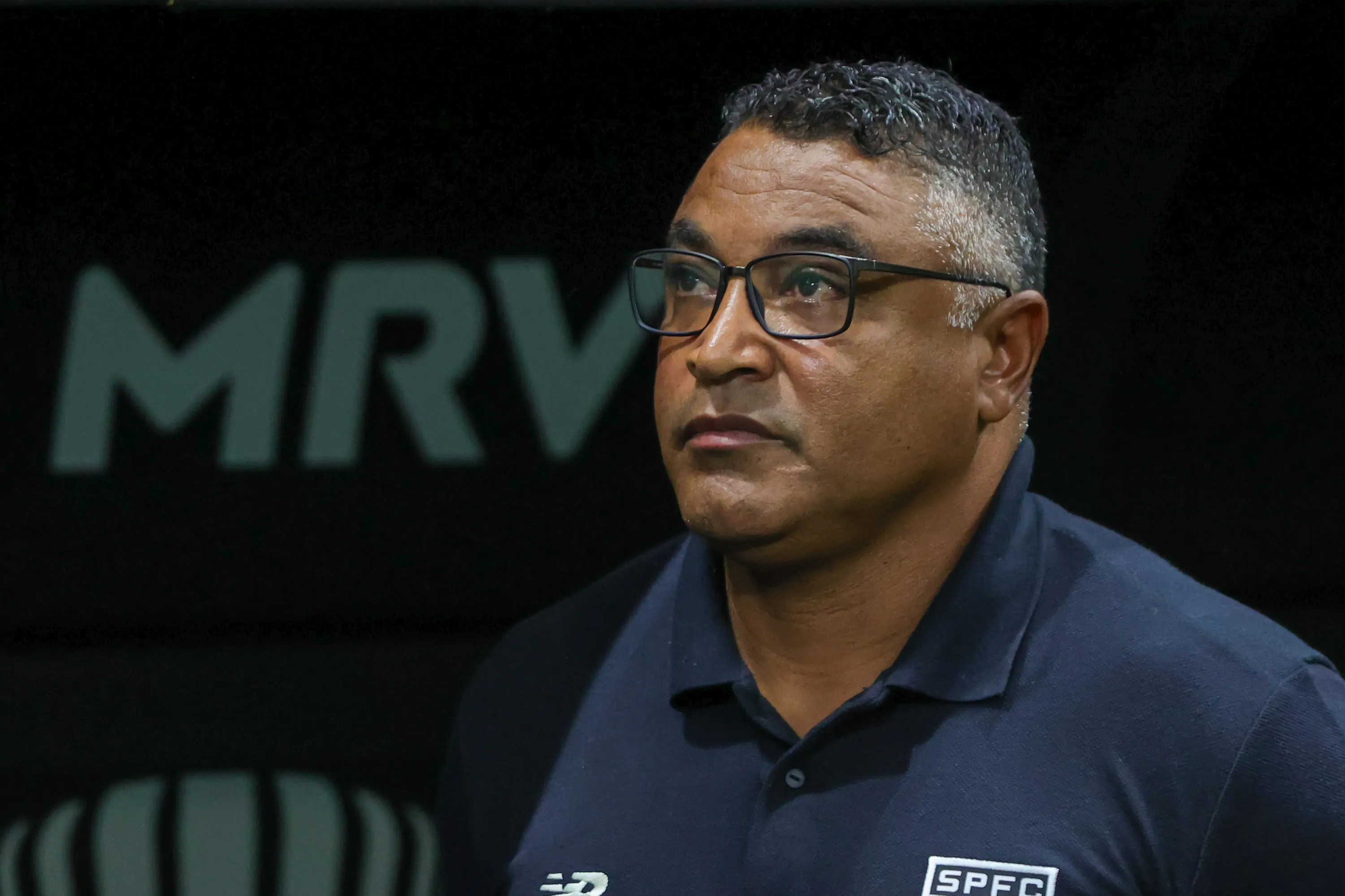 MG – BELO HORIZONTE – 18/03/2026 – BRASILEIRO A 2025, ATLETICO-MG X SAO PAULO – Roger Machado tecnico do Sao Paulo durante partida contra o Atletico-MG no estadio Arena MRV pelo campeonato Brasileiro A 2025. Foto: Gilson Lobo/AGIF