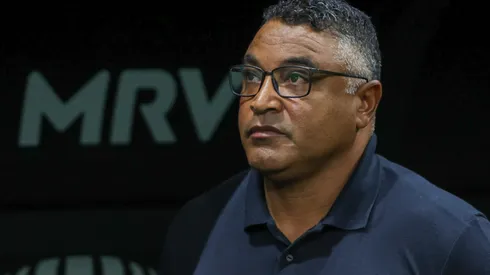 MG - BELO HORIZONTE - 18/03/2026 - BRASILEIRO A 2025, ATLETICO-MG X SAO PAULO - Roger Machado tecnico do Sao Paulo durante partida contra o Atletico-MG no estadio Arena MRV pelo campeonato Brasileiro A 2025. Foto: Gilson Lobo/AGIF