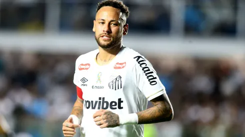 Neymar em Santos x Remo pelo Brasileirão 2026 Foto: Mauricio De Souza/AGIF