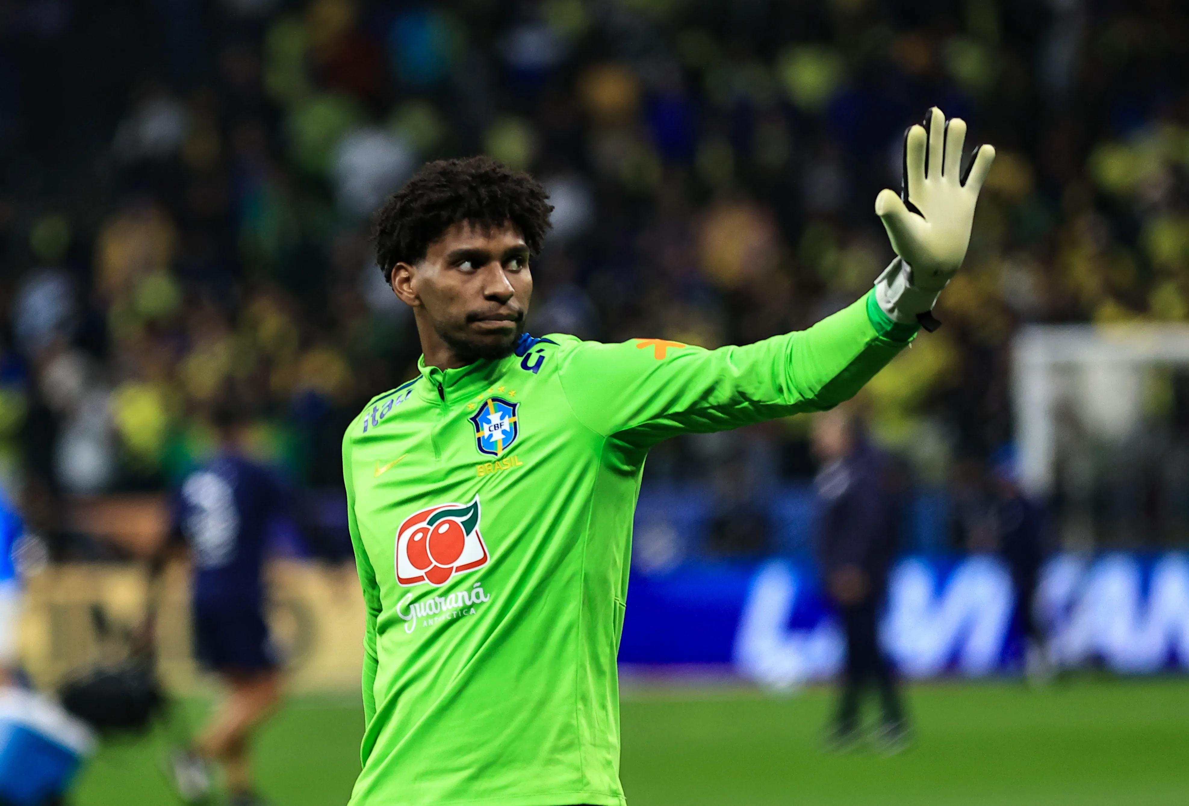 SP – SAO PAULO – 10/06/2025 – ELIMINATORIAS COPA DO MUNDO 2026, SELECAO BRASILEIRA X PARAGUAI – HUGO SOUZA jogador do Selecao Brasileira durante aquecimento antes da partida contra o Paraguai no estadio Arena Corinthians pelo campeonato Eliminatorias Copa Do Mundo 2026. Foto: Fabio Giannelli/AGIF