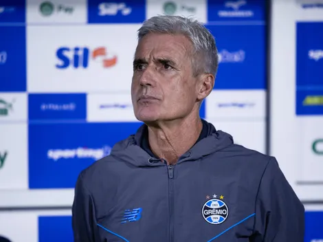 Luís Castro aponta erro e detona arbitragem em Palmeiras x Grêmio