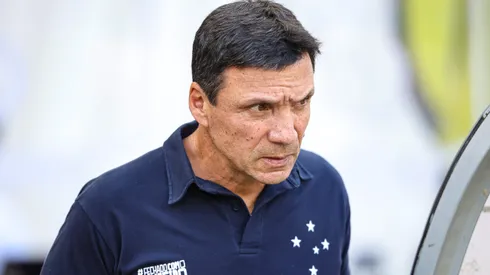 Zé Ricardo durante confronto entre Cruzeiro e Internacional no Brasileiro de 2023.