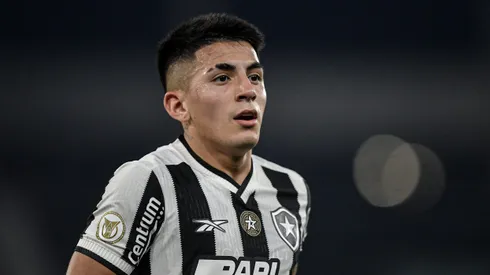 Botafogo ainda não quitou a dívida envolvendo Almada.