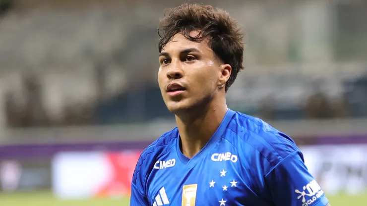 MG - BELO HORIZONTE - 08/03/2026 - MINEIRO 2026, CRUZEIRO X ATLETICO - Kaio Jorge jogador do Cruzeiro comemora seu gol durante partida contra o Atletico no estadio Mineirao pelo campeonato Mineiro 2026. Foto: Gilson Lobo/AGIF