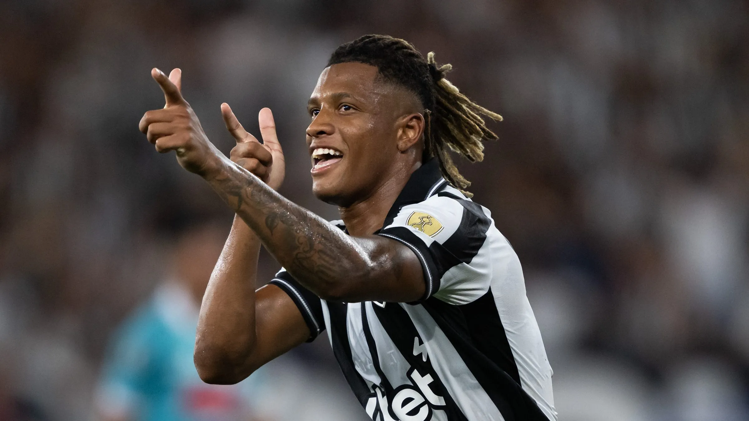 RJ – RIO DE JANEIRO – 25/02/2026 – COPA LIBERTADORES 2026, BOTAFOGO X NACIONAL POTOSI – Danilo jogador do Botafogo comemora seu gol durante partida contra o Nacional Potosi no estadio Engenhao pelo campeonato Copa Libertadores 2026. Foto: Jorge Rodrigues/AGIF
