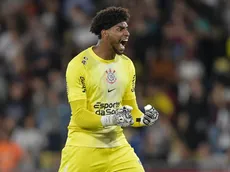 Hugo e Carrillo se reapresentam no Corinthians; Tchoca é ausência