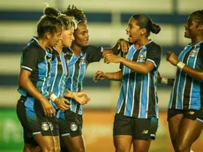 Grêmio vence e Internacional apenas empata pelo Brasileirão Feminino