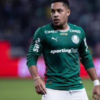 Vitor Roque reaparece em treino e anima palmeirenses
