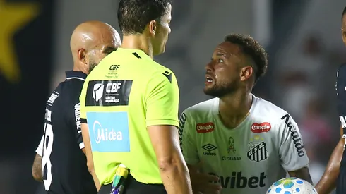 SP - SANTOS - 02/04/2026 - BRASILEIRO A 2026, SANTOS X REMO - Neymar jogador do Santos durante partida contra o Remo no estadio Vila Belmiro pelo campeonato Brasileiro A 2026. Foto: Mauricio De Souza/AGIF