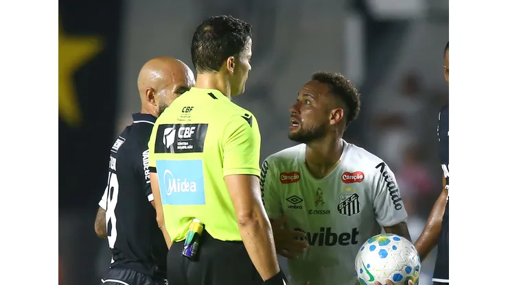 SP - SANTOS - 02/04/2026 - BRASILEIRO A 2026, SANTOS X REMO - Neymar jogador do Santos durante partida contra o Remo no estadio Vila Belmiro pelo campeonato Brasileiro A 2026. Foto: Mauricio De Souza/AGIF