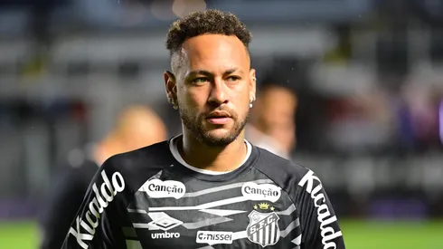 Neymar teve a situação física atualizada no Santos.