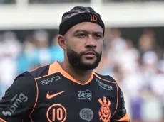 Memphis Depay deve desfalcar o Corinthians em até um mês