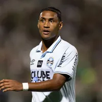 Tetê quer atuar como meia central no Grêmio