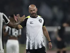 Franclim Carvalho quebra o silêncio sobre ser "aposta" no Botafogo