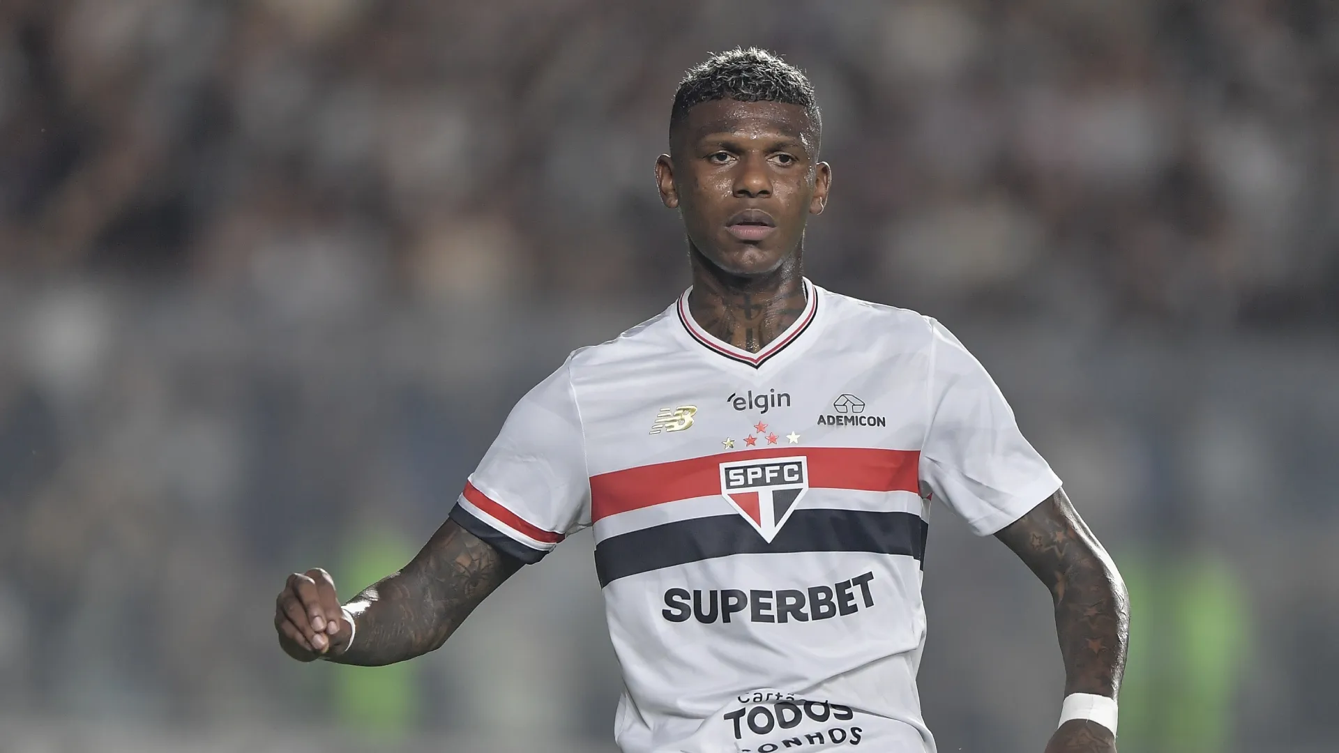 Arboleda pede para deixar o São Paulo (Imagem: Thiago Ribeiro/AGIF)