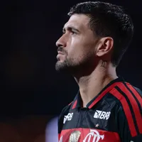 Flamengo conta com Arrascaeta, Varela e Léo Pereira contra Santos