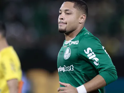 Vitor Roque viaja, mas está fora de Bahia x Palmeiras