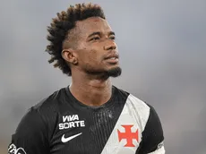 Thiago Mendes dá razão às vaias da torcida do Vasco