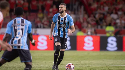 Wagner Leonardo, zagueiro do Grêmio. Foto: Maxi Franzoi/AGIF