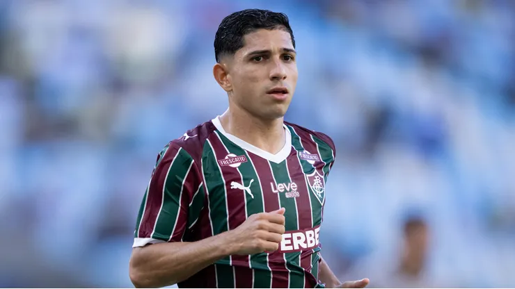 Savarino jogador do Fluminense durante partida contra o Athletico-PR no estadio Maracana pelo campeonato Brasileiro A 2026. Foto: Jorge Rodrigues/AGIF