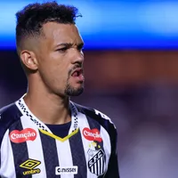 Torcida quer saída de Zé Ivaldo após nova derrota do Santos