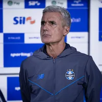 Luís Castro é avisado que Grêmio irá limitar contratações no meio do ano