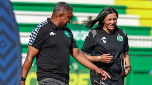 Nívia de Lima entra para a história do futebol brasileiro - Foto: Rafael Bresssn/ACF