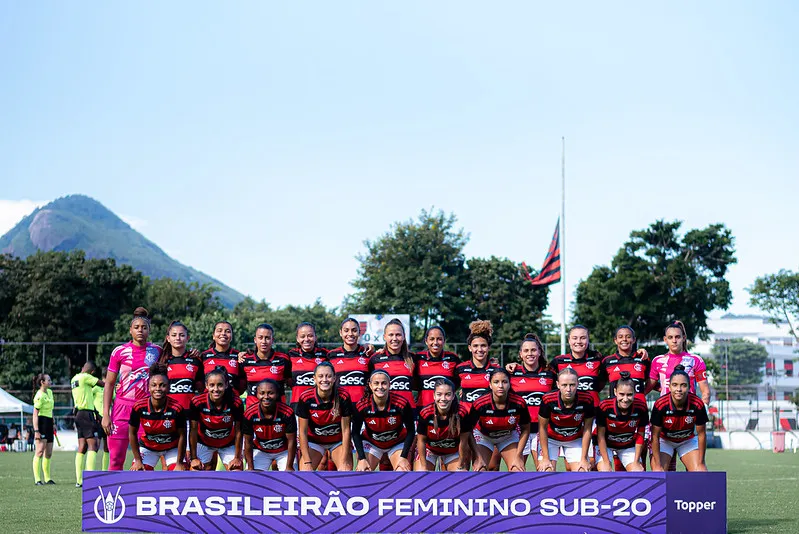 O Flamengo goleou o Litoral Norte por 10 a 0 na última rodada do Brasileirão Feminino Sub-20 – Foto: Paula Reis/Flamengo