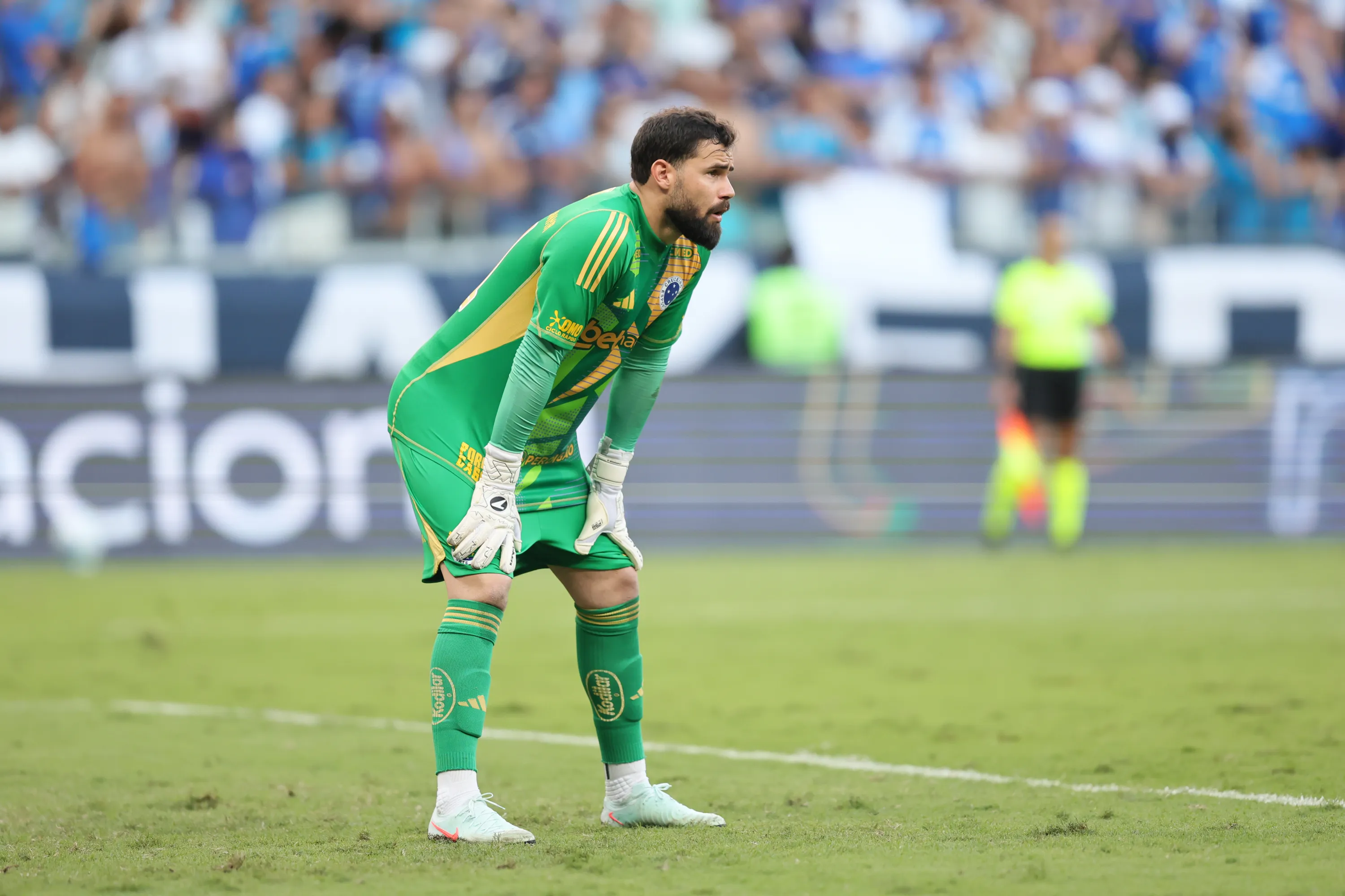 MG – BELO HORIZONTE – 22/03/2026 – BRASILEIRO A 2026, CRUZEIRO X SANTOS – Matheus Cunha jogador do Cruzeiro lamenta durante partida contra o Santos no estadio Mineirao pelo campeonato Brasileiro A 2026. Foto: Gilson Lobo/AGIF