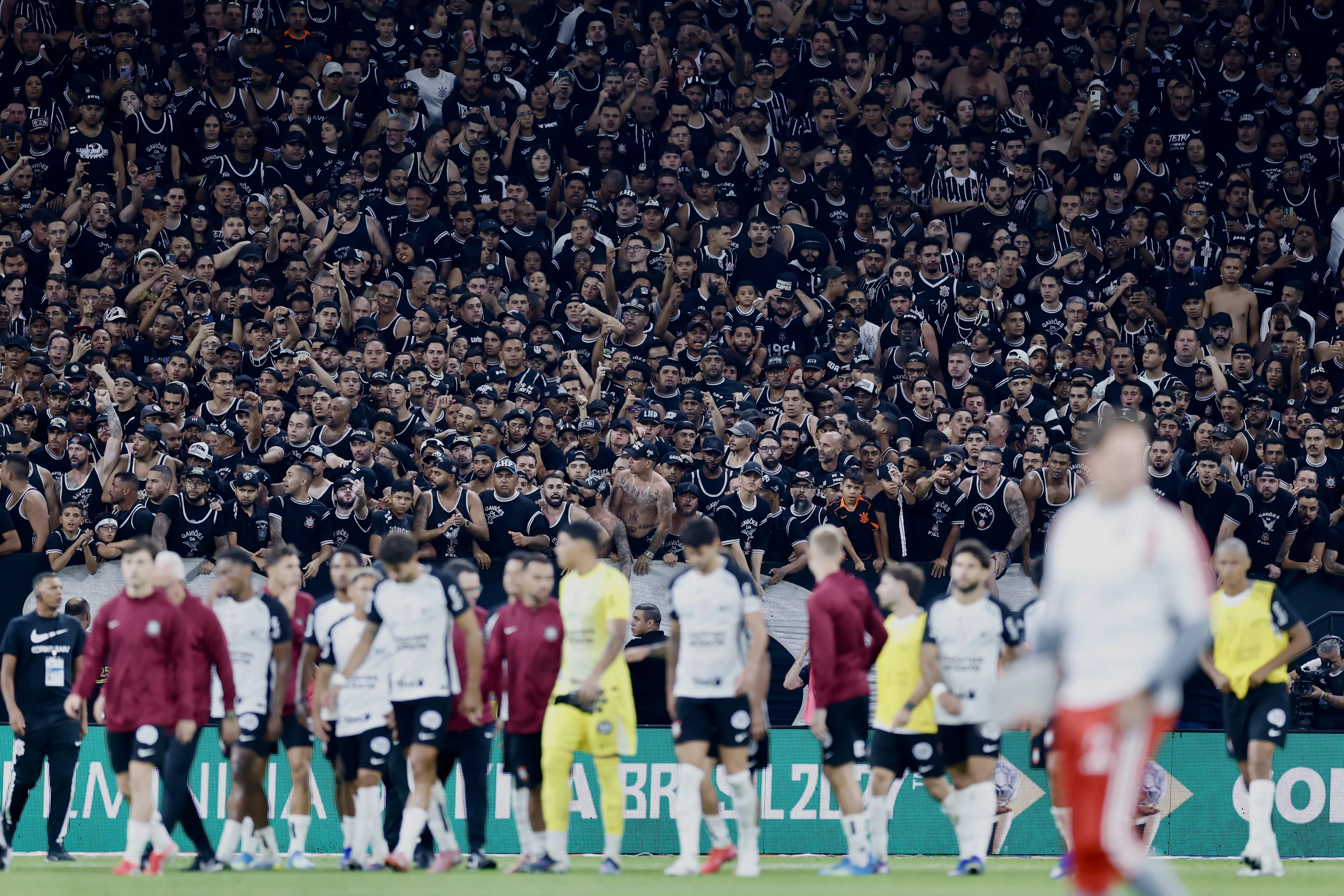 Torcida do Corinthians está irritada com o time – Foto: Marcello Zambrana/AGIF.