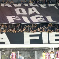 Torcida organizada do Corinthians, Gaviões da Fiel faz cobranças