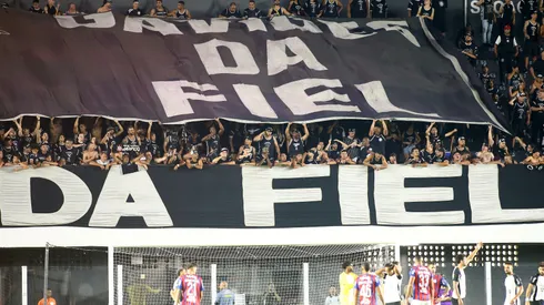 Gaviões da Fiel fez cobranças no Corinthians.