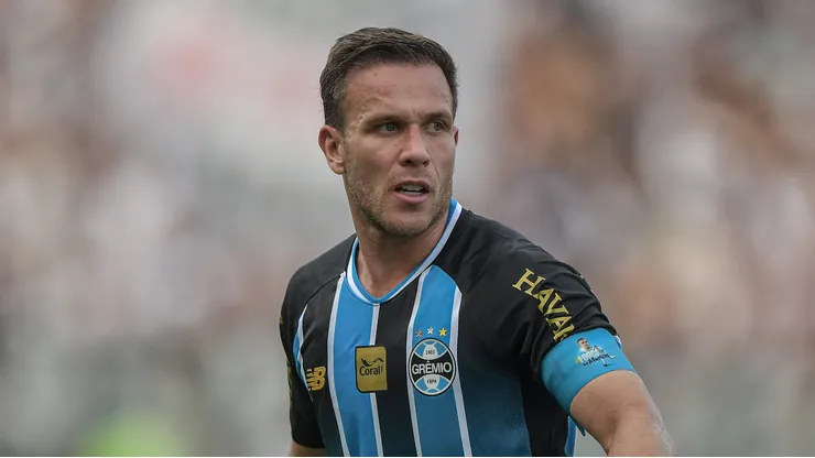 Arthur jogador do Gremio durante partida contra o Vasco no estadio Sao Januario pelo campeonato Brasileiro A 2026. Foto: Thiago Ribeiro/AGIF