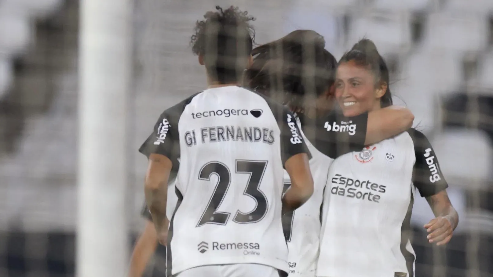 Jogadoras do Corinthians comemorando um dos gols marcados contra o Botafogo - Foto: Lucas Figueiredo/Corinthians