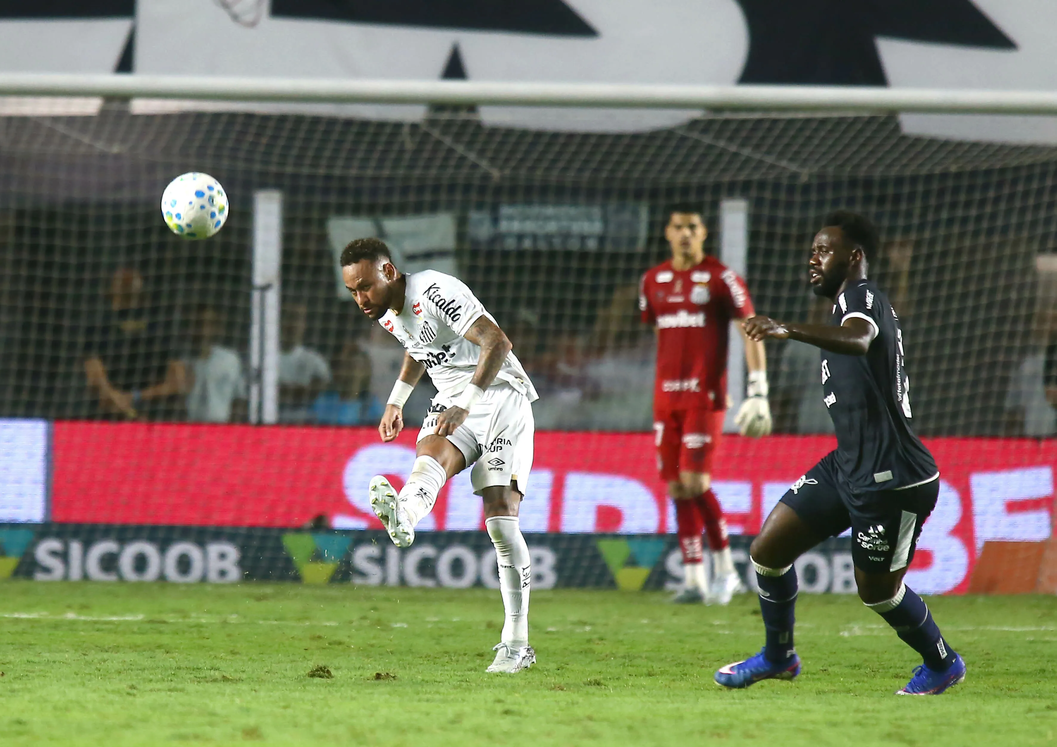 SP – SANTOS – 02/04/2026 – BRASILEIRO A 2026, SANTOS X REMO – Neymar jogador do Santos durante partida contra o Remo no estadio Vila Belmiro pelo campeonato Brasileiro A 2026. Foto: Mauricio De Souza/AGIF