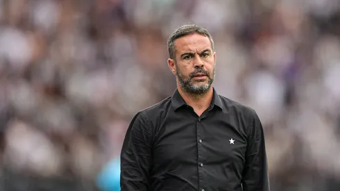 Artur Jorge tecnico do Botafogo durante partida contra o Sao Paulo no estadio Engenhao pelo campeonato Brasileiro A 2024.