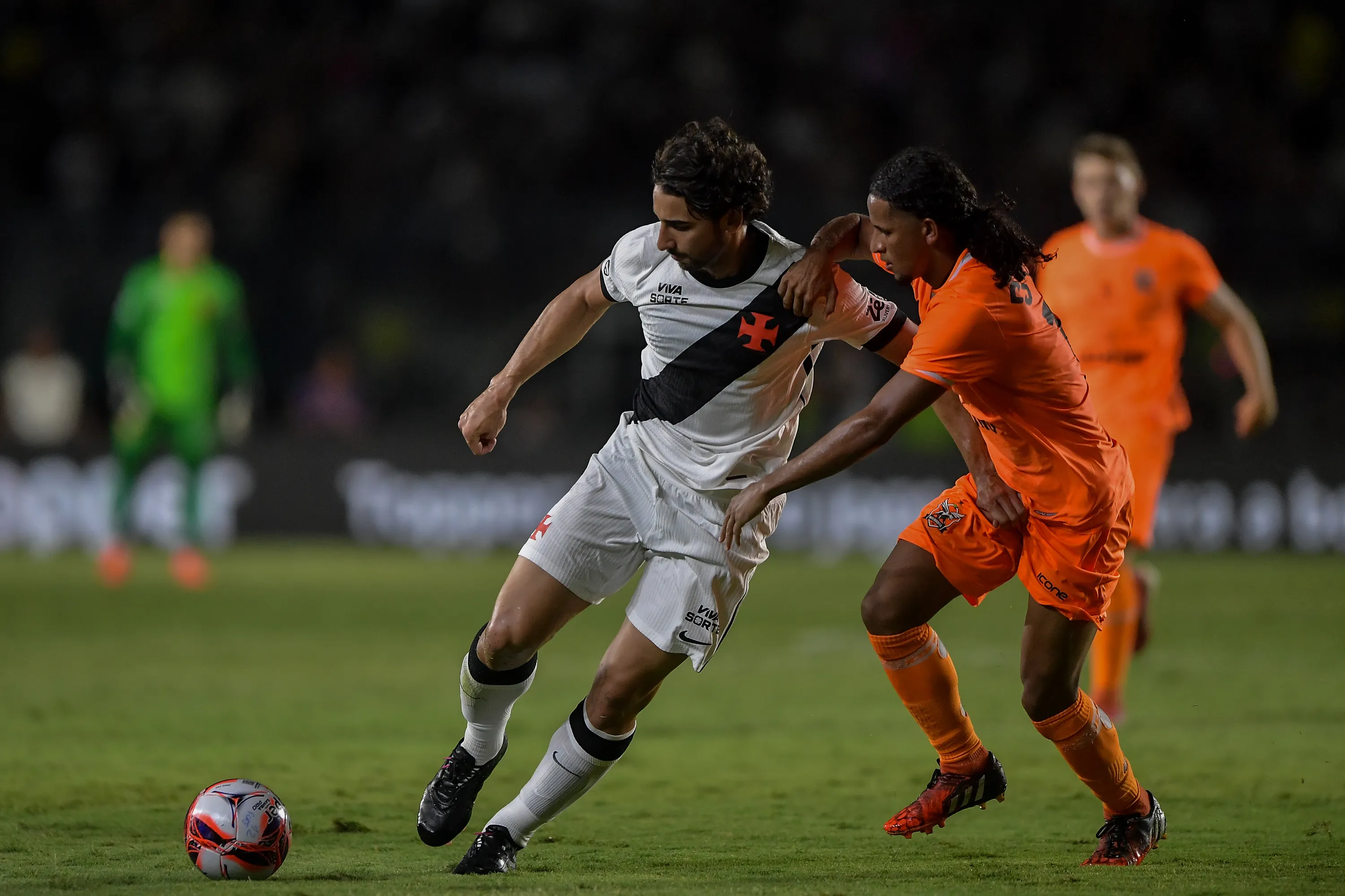 JP jogador do Vasco durante partida contra o Nova Iguacu no estadio Sao Januario pelo campeonato Carioca 2026. Foto: Thiago Ribeiro/AGIF