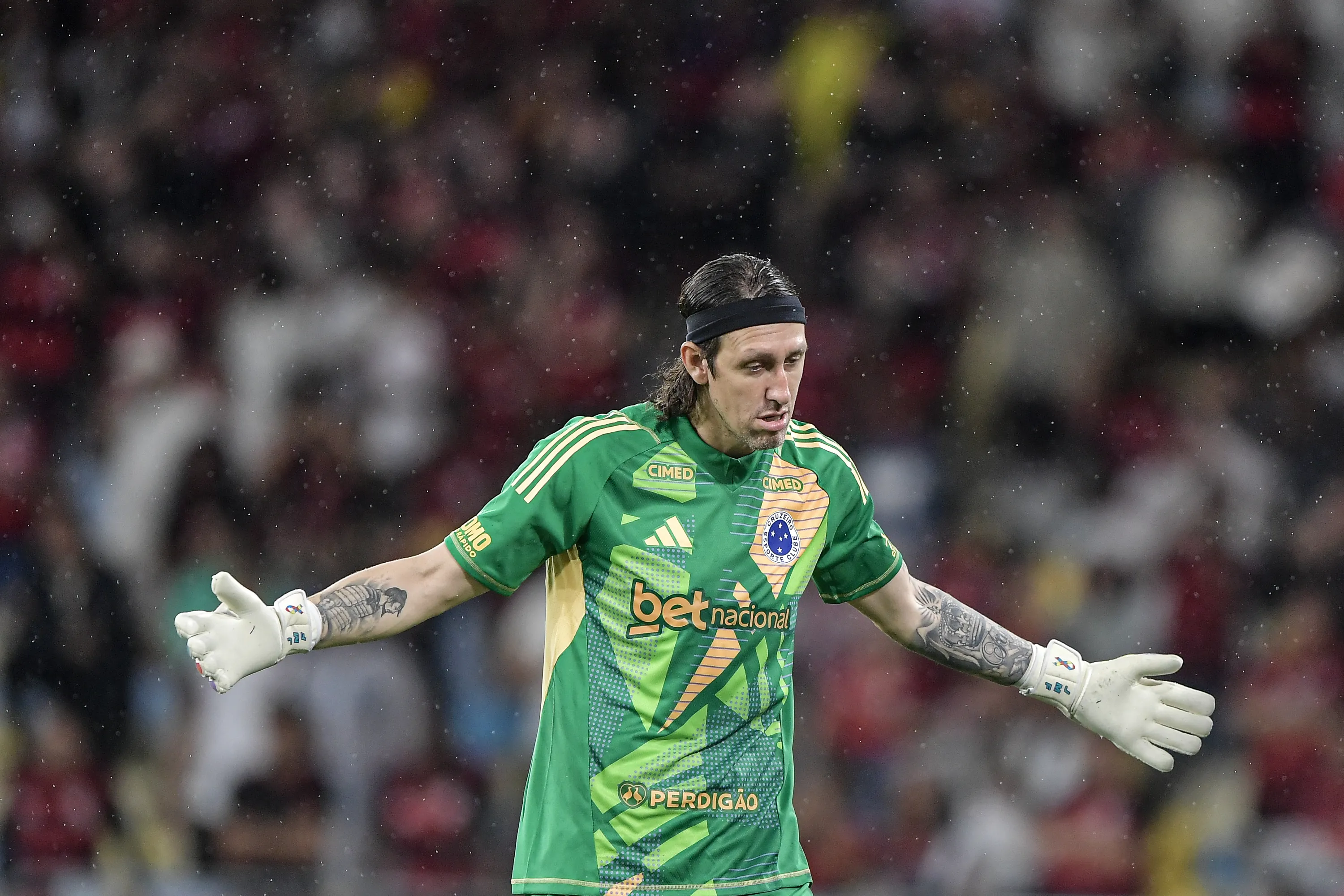 RJ – RIO DE JANEIRO – 11/03/2026 – BRASILEIRO A 2026, FLAMENGO X CRUZEIRO – Cassio goleiro do Cruzeiro durante partida contra o Flamengo no estadio Maracana pelo campeonato Brasileiro A 2026. Foto: Thiago Ribeiro/AGIF