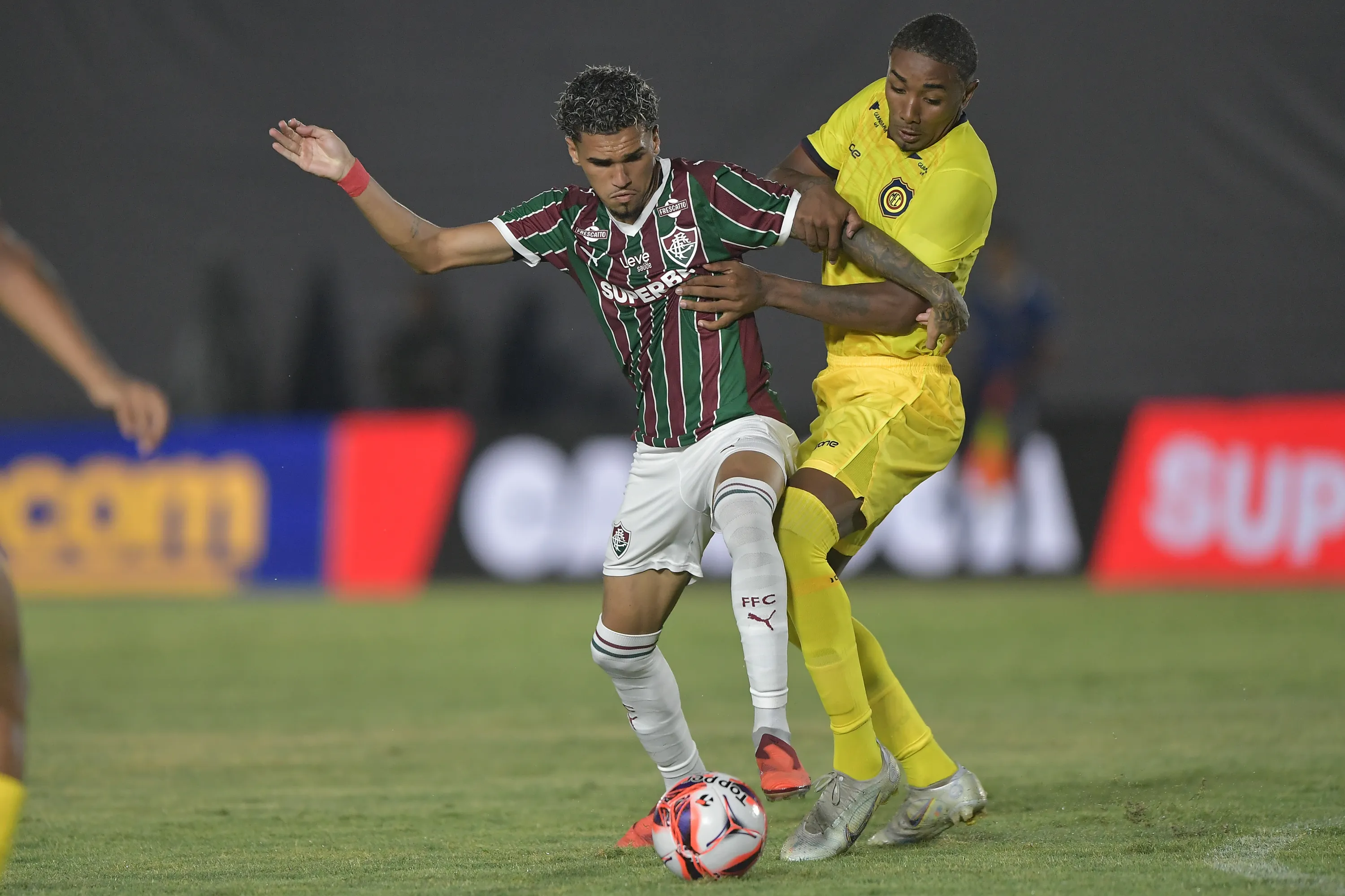 Riquelme jogador do Fluminense durante partida contra o Madureira no estadio Luso Brasileiro pelo campeonato Carioca 2026. Foto: Thiago Ribeiro/AGIF