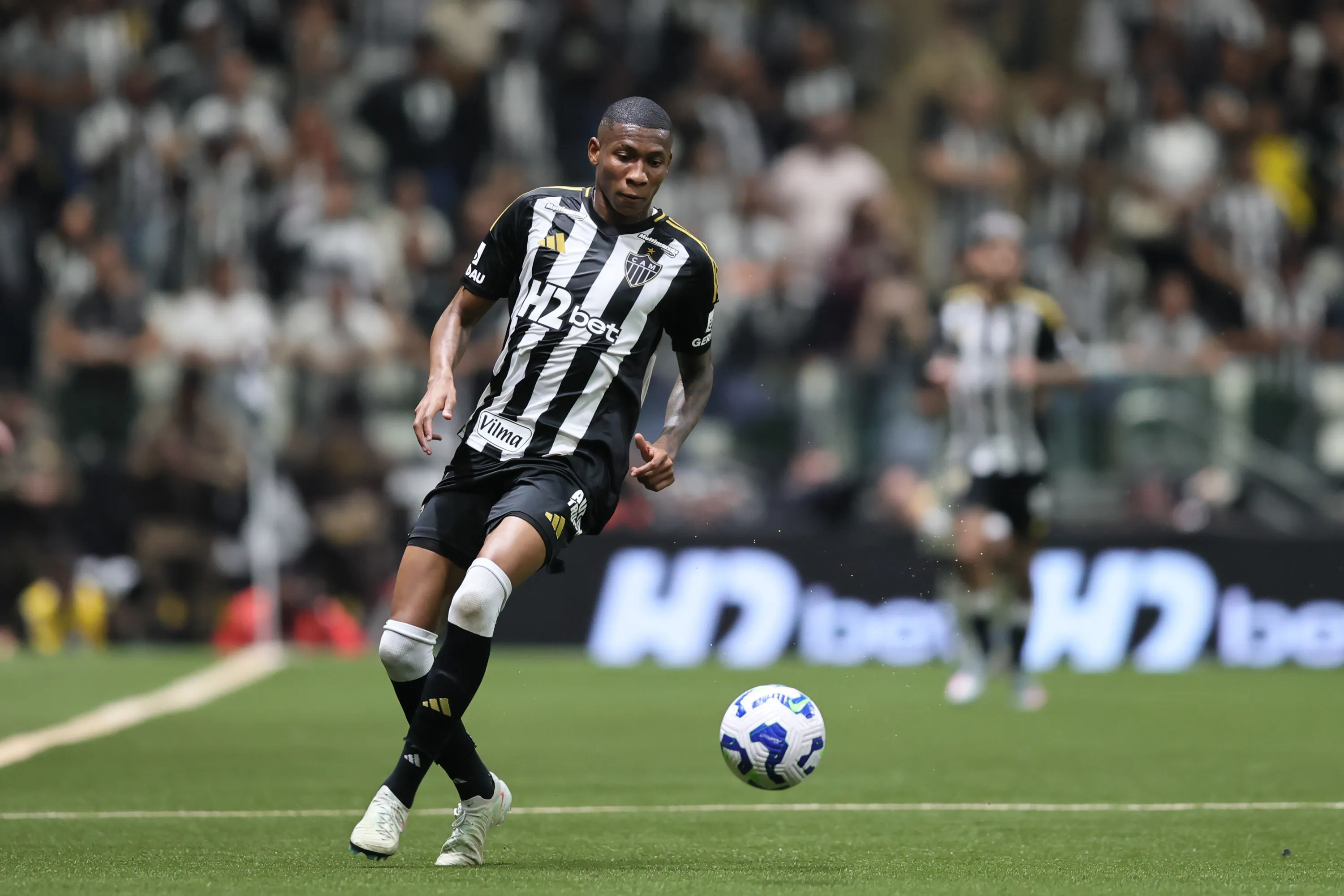 MG – BELO HORIZONTE – 24/05/2025 – BRASILEIRO A 2025, ATLETICO-MG X CORINTHIANS – Patrick jogador do Atletico-MG durante partida contra o Corinthians no estadio Arena MRV pelo campeonato Brasileiro A 2025. Foto: Gilson Lobo/AGIF