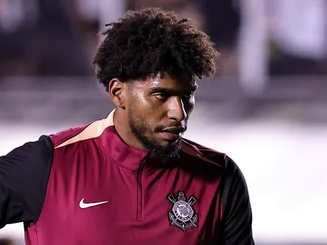 Diniz aposta em evolução de Hugo Souza com os pés