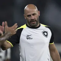 Franclim explica retorno de Neto ao Botafogo em apresentação