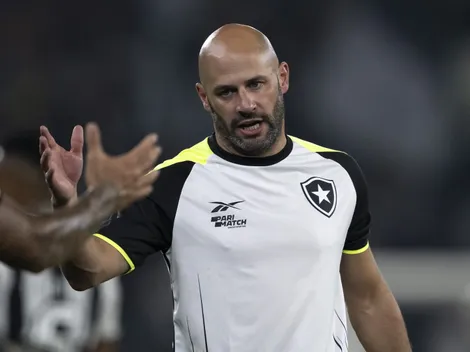 Franclim explica retorno de Neto ao Botafogo em apresentação